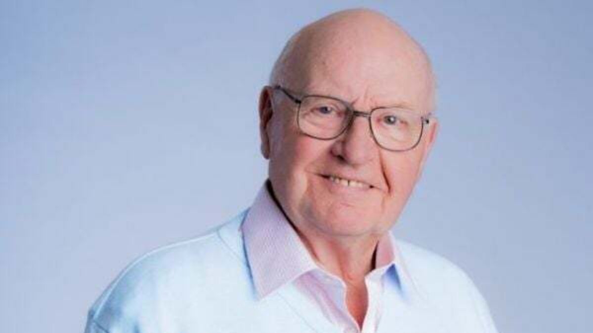 Northern Irish broadcaster John Bennett dies aged 82