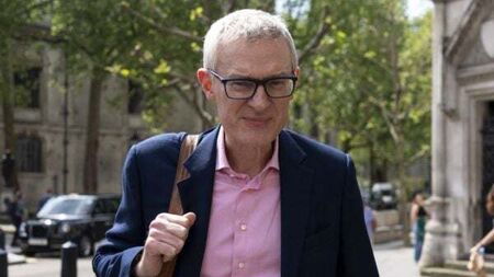Jeremy Vine: BBC should clarify if Huw Edwards was asked if he was guilty