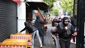 Those involved in Belfast violence will face full force of law, says PSNI officer