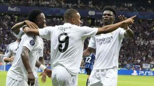 Kylian Mbappe scores on debut as Real Madrid beat Atalanta to win Super Cup Kylian Mbappe scores on debut as Real Madrid beat Atalanta to win Super Cup