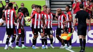 Brentford make light of Ivan Toney absence to see off Crystal Palace Brentford make light of Ivan Toney absence to see off Crystal Palace