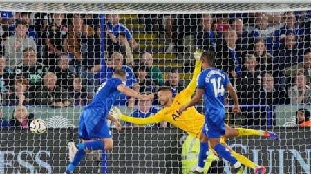 Jamie Vardy earns Leicester a point against Tottenham on Premier League return