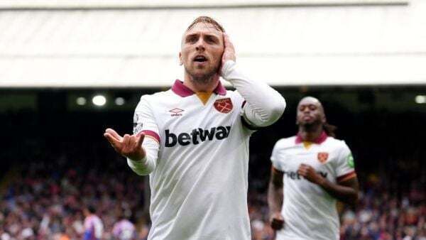 West Ham strike twice in second half to take victory at Crystal Palace