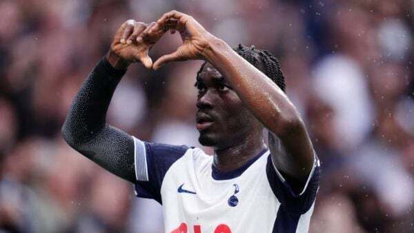 Ange Postecoglou wants Yves Bissouma to be the ‘best version of himself’