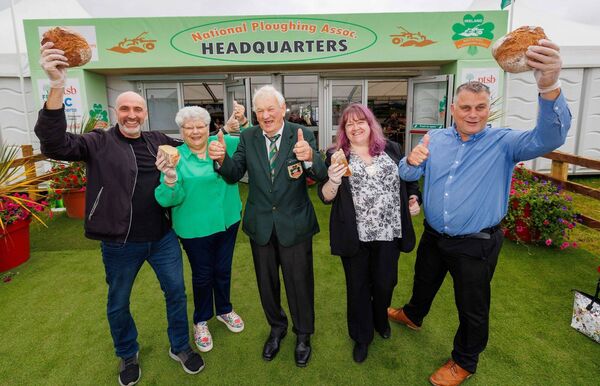 Getting ready for the Euronics National Brown Bread Baking Competition at the National Ploughing Championships launch on site at Ratheniska, Co. Laois, Tuesday 5th September 2023. From left: Paul Cook, Euronics; Anne Cass, Laois ICA vice-president; Mick Mahon, NPA president; Deirdre Dunne, Laois ICA president and Robert Kennedy, Euronics. Getting ready for the Euronics National Brown Bread Baking Competition at the National Ploughing Championships launch on site at Ratheniska, Co. Laois, Tuesday 5th September 2023. From left: Paul Cook, Euronics; Anne Cass, Laois ICA vice-president; Mick Mahon, NPA president; Deirdre Dunne, Laois ICA president and Robert Kennedy, Euronics.