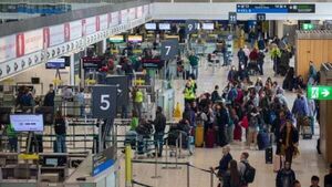 Dublin Airport cap poses ‘serious risk’ to economic growth, Chambers says Dublin Airport cap poses ‘serious risk’ to economic growth, Chambers says