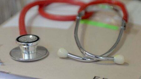 Doctor appears before medical inquiry over allegations of disapproving of Covid vaccine