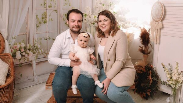 Adam and Meagan Quinn from Portarlington with their adored little girl Robyn Adam and Meagan Quinn from Portarlington with their adored little girl Robyn