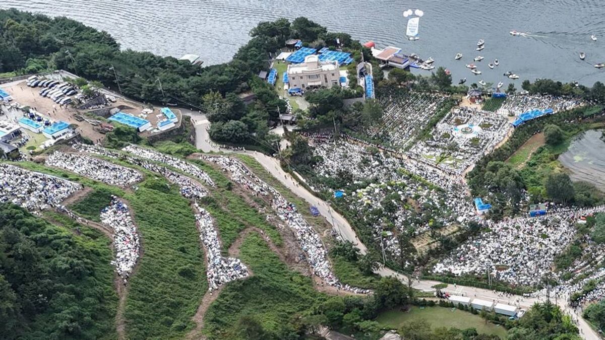 100,000 people flock to the 10th Anniversary of HWPL Peace Summit, Launch Accompanying Campaign