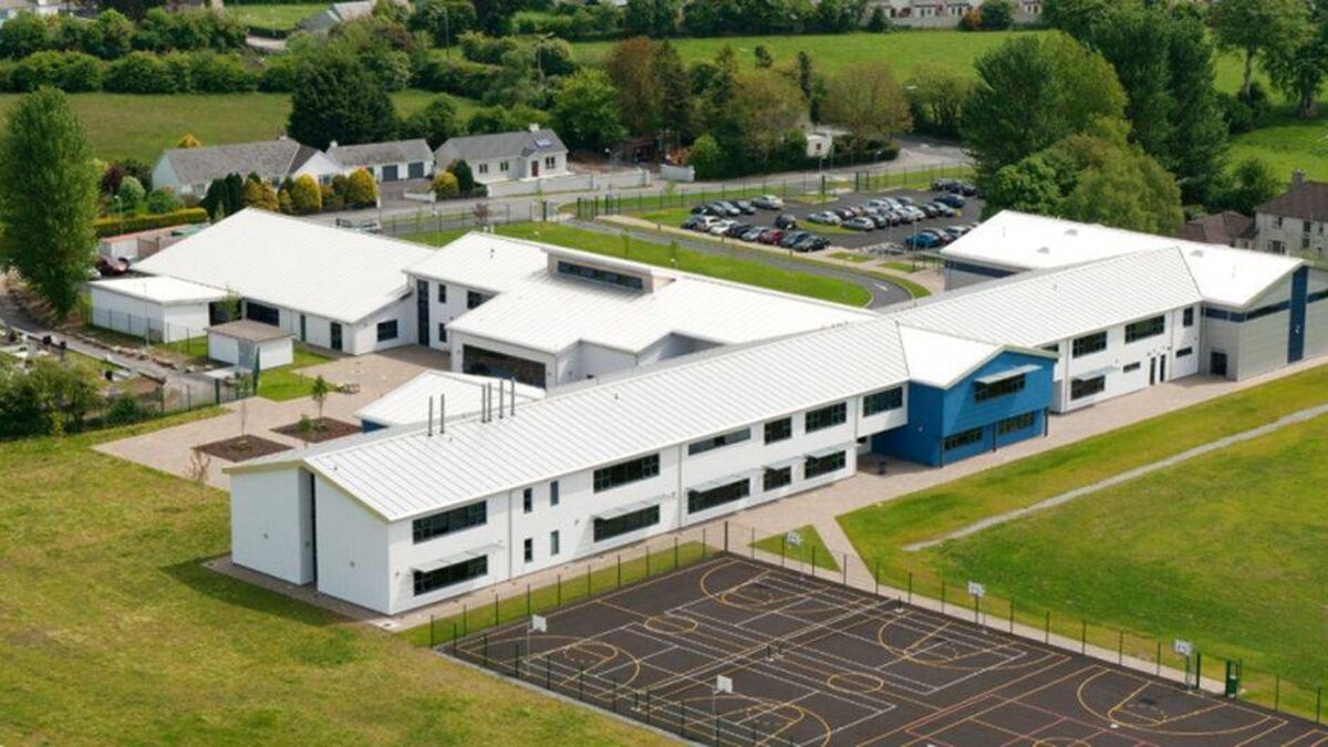 Urgent appeal for crossing at busy Laois secondary school