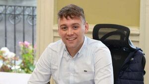 Budget measures ‘not enough to stop young teachers from moving abroad’ Budget measures ‘not enough to stop young teachers from moving abroad’