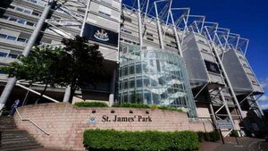 Eddie Howe: Newcastle leaving St James’ Park would feel like a betrayal Eddie Howe: Newcastle leaving St James’ Park would feel like a betrayal