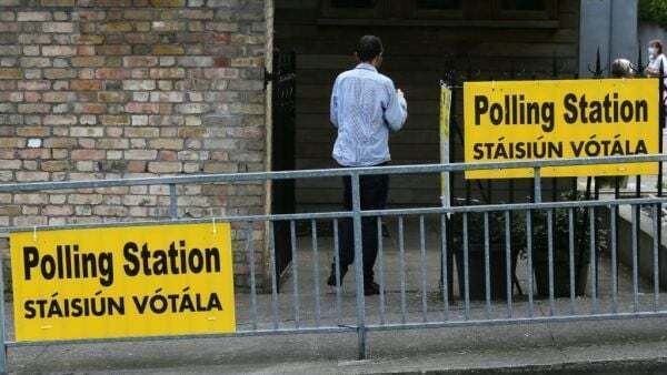 Tánaiste plays down reports of suggested election date made by Stephen Donnelly