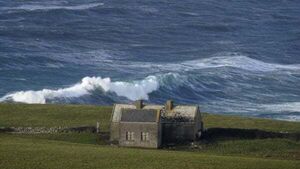 Storm Ashley: Weather warning extended to more counties amid very strong winds