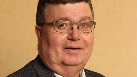 Councillor expresses his frustration at inaction of council officials