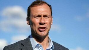 Duncan Ferguson leaves as Inverness manager after club enter administration Duncan Ferguson leaves as Inverness manager after club enter administration
