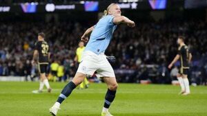 Phil Foden hails ‘freak’ Erling Haaland after stunning Champions League goal Phil Foden hails ‘freak’ Erling Haaland after stunning Champions League goal