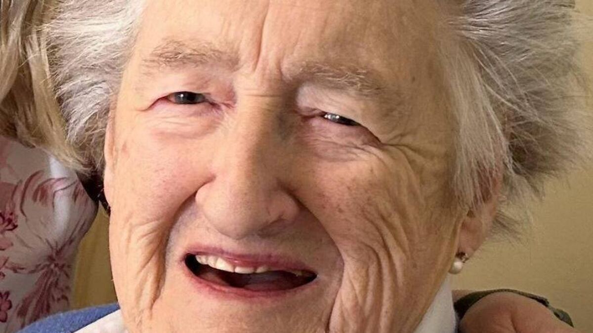 Death notice in Laois: Ann (Nancy) Conroy (née Barry) - Portlaoise
