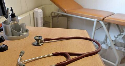 Family settle action against Cork GP over death of mother