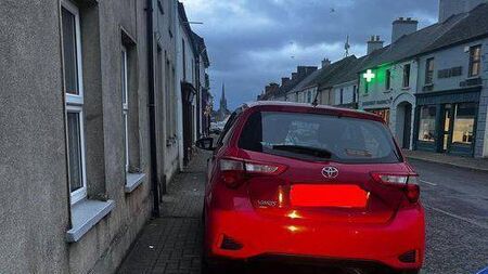 Car parked on footpath in Laois gets slapped with a €80 penalty notice