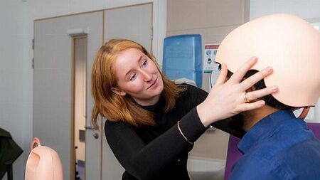 Irish woman wins award for invention to help cancer patients prevent hair loss