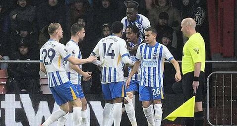 Ten-man Brighton survive anxious finish to edge out Bournemouth