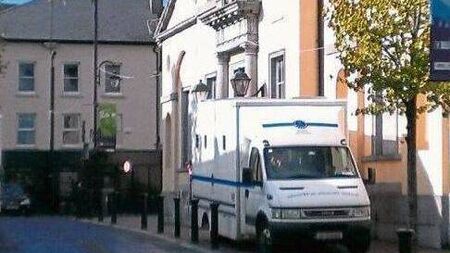 Portlaoise Juvenile Court: Youth caused €2,000 damage to shop glass doors