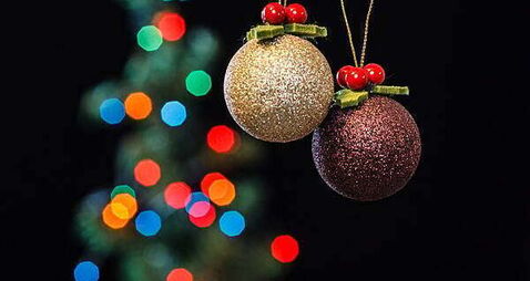 Poll: When should you take down your Christmas decorations? Poll: When should you take down your Christmas decorations?