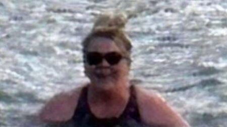 Laois woman braves icy waters for charity