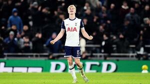 Lucas Bergvall gives Tottenham advantage over Liverpool Lucas Bergvall gives Tottenham advantage over Liverpool