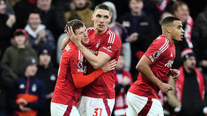 Nottingham Forest fend off Southampton to maintain unlikely title push Nottingham Forest fend off Southampton to maintain unlikely title push