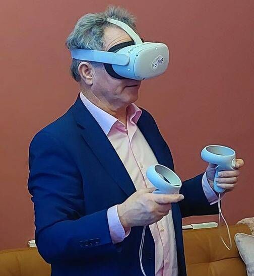 Junior Minister and local TD Sean Fleming tries out the Virtual Reality computer generated games in the new Foróige Digital Youth Hub. Junior Minister and local TD Sean Fleming tries out the Virtual Reality computer generated games in the new Foróige Digital Youth Hub.