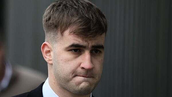 Jury urged to acquit if any doubt that murder-accused kicked man in the head
