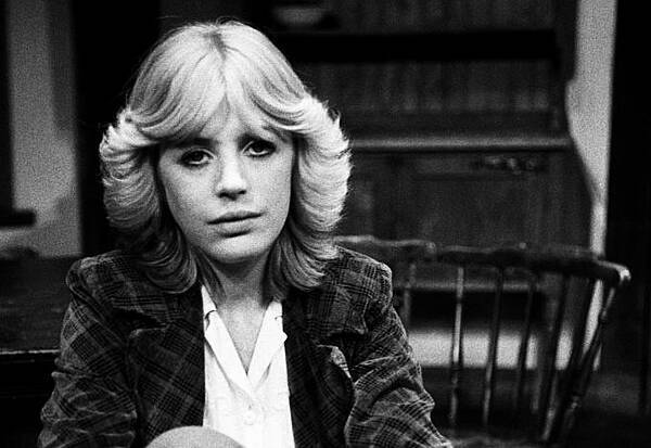 Katta kokrak va katta eshak bilan porno Chiroyli kokrak ukrainalik ayollar