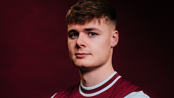 West Ham sign Ireland striker Ferguson on loan from Brighton