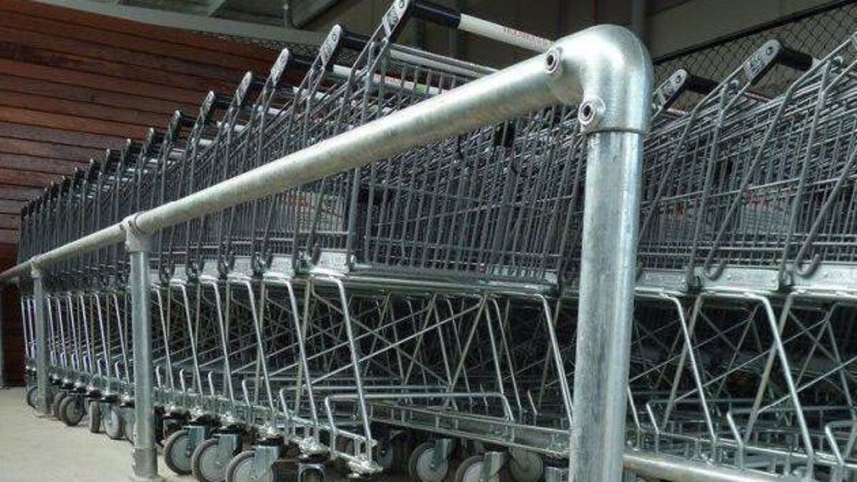 Laois man urinated in a supermarket trolley bay