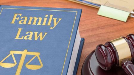 Laois man threatened to 'cut up' his mother 
