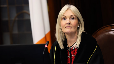 Ceann Comhairle's lack of Irish called out after Taoiseach allegedly uses Irish to break Dáil rules