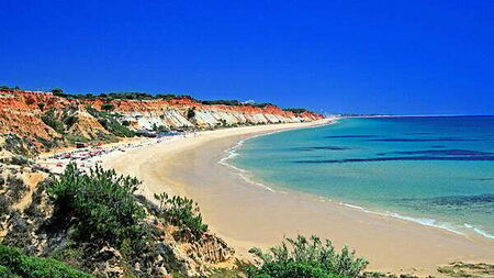 Irish tourists warned how they could be fined in the Algarve this summer