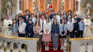 Photos from Confirmation day in Church of the Most Holy Rosary, Abbeyleix Photos from Confirmation day in Church of the Most Holy Rosary, Abbeyleix