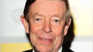 Former Irish Times journalist and Going For Gold host Henry Kelly dies aged 78 Former Irish Times journalist and Going For Gold host Henry Kelly dies aged 78