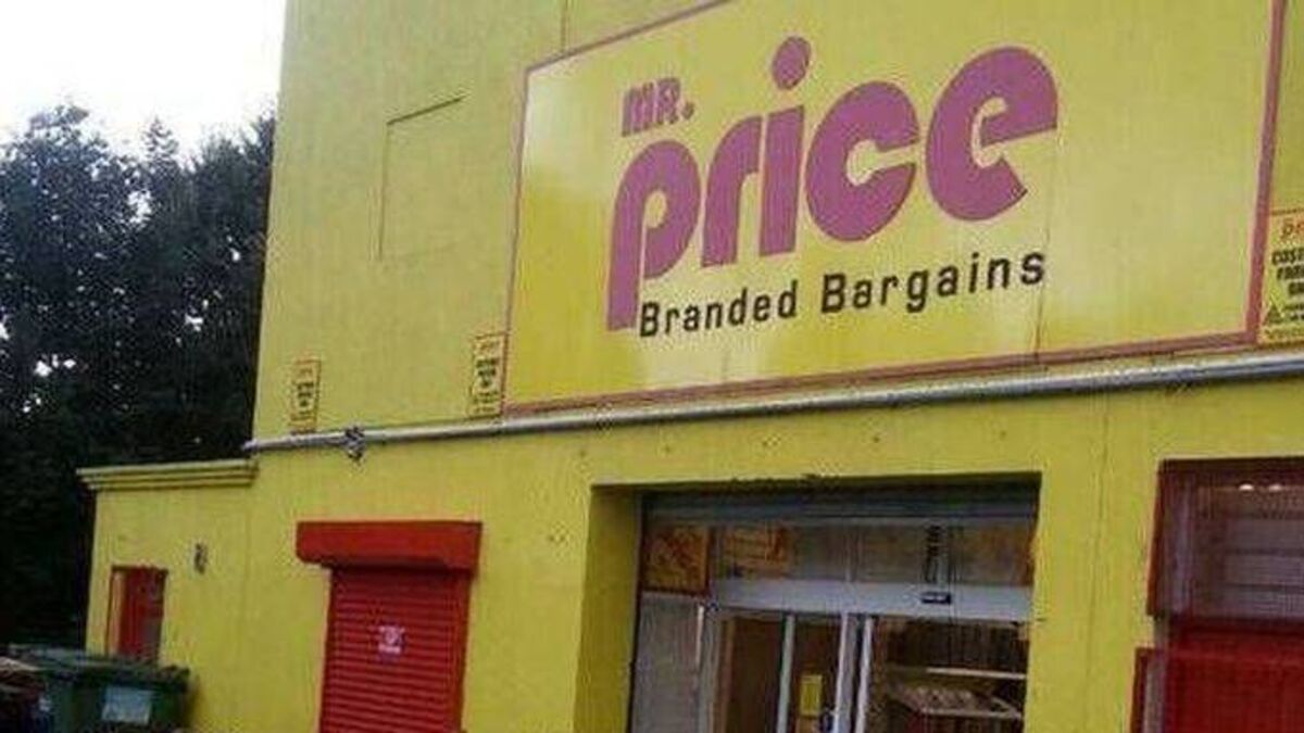Thief put phone chargers down his trousers