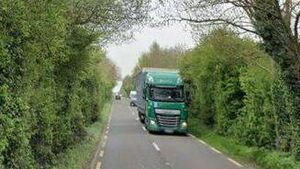 Slow moving traffic along the Portlaoise to Mountmellick road causing concern