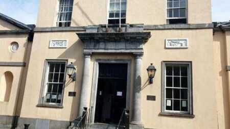 Portlaoise Court: Man accused of threatening to burn down garda station