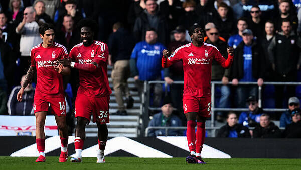 Anthony Elanga brace helps Forest see off Ipswich and boost Champions League bid