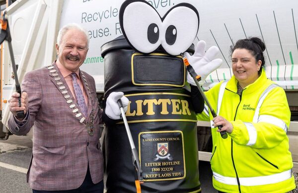 Cllr Padraig Fleming, Cathaoirleach of Laois County Council and Mary McGill, Bord na Mona Recycling with Binji at County Hall for the launch of Clean Up Laois Week which runs from 31 March to 4 April. Photo: Alf Harvey. Cllr Padraig Fleming, Cathaoirleach of Laois County Council and Mary McGill, Bord na Mona Recycling with Binji at County Hall for the launch of Clean Up Laois Week which runs from 31 March to 4 April. Photo: Alf Harvey.