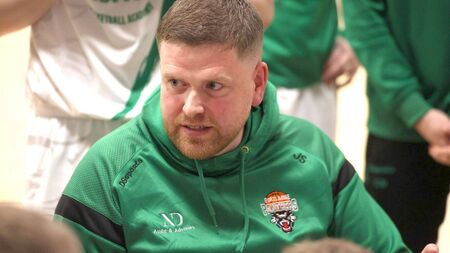 Panthers turn up the heat in second half to surmount Carrick