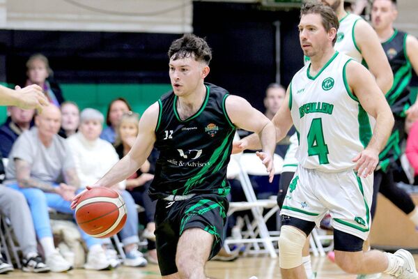Gary Morrissey goes on the offensive for Portlaoise Panthers on Saturday against Muigh Cuilinn Photo: Paul Dargan Gary Morrissey goes on the offensive for Portlaoise Panthers on Saturday against Muigh Cuilinn Photo: Paul Dargan