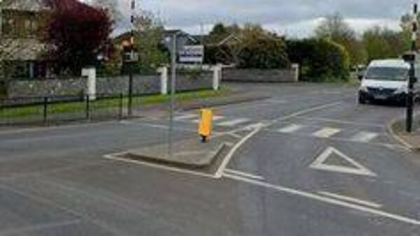Pedestrian crossing near roundabout in Portlaoise causing safety concerns