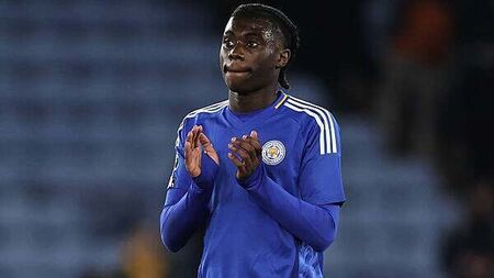 Leicester's 15-year-old debutant Monga wears blank shirt over gambling sponsor rule